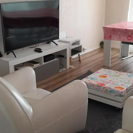 Apartament La *